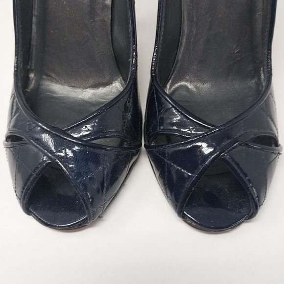 Stuart Weitzman DARK Navy Blue. Leather uppers and leather sole. Size 6 M - Picture 7 of 12